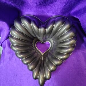Nordic Ware Heart-Shaped Bunt Cake Pan